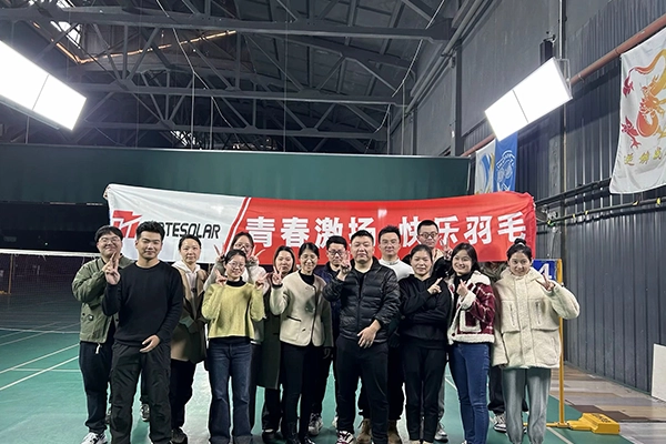 Mate Solar held a badminton match, showing the team’s style with vitality‌