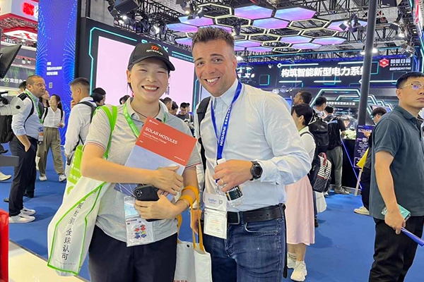 Mate Solar team visits SNEC PV exhibition in 2024 to explore new frontiers of PV energy storage‌